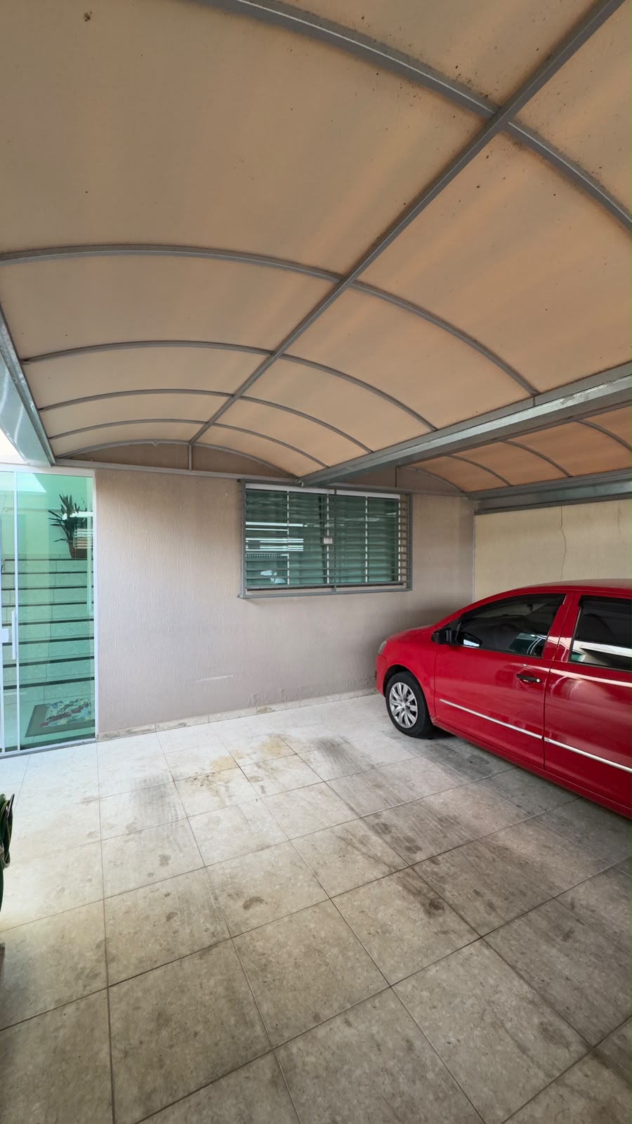 Garagem coberta