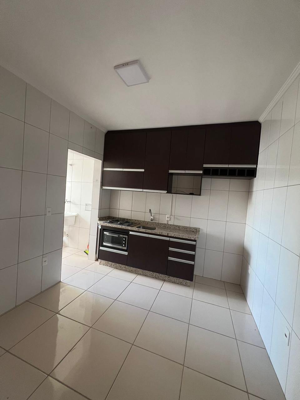 Apartamento à venda no Jardim Ypê com planejados, Pouso Alegre