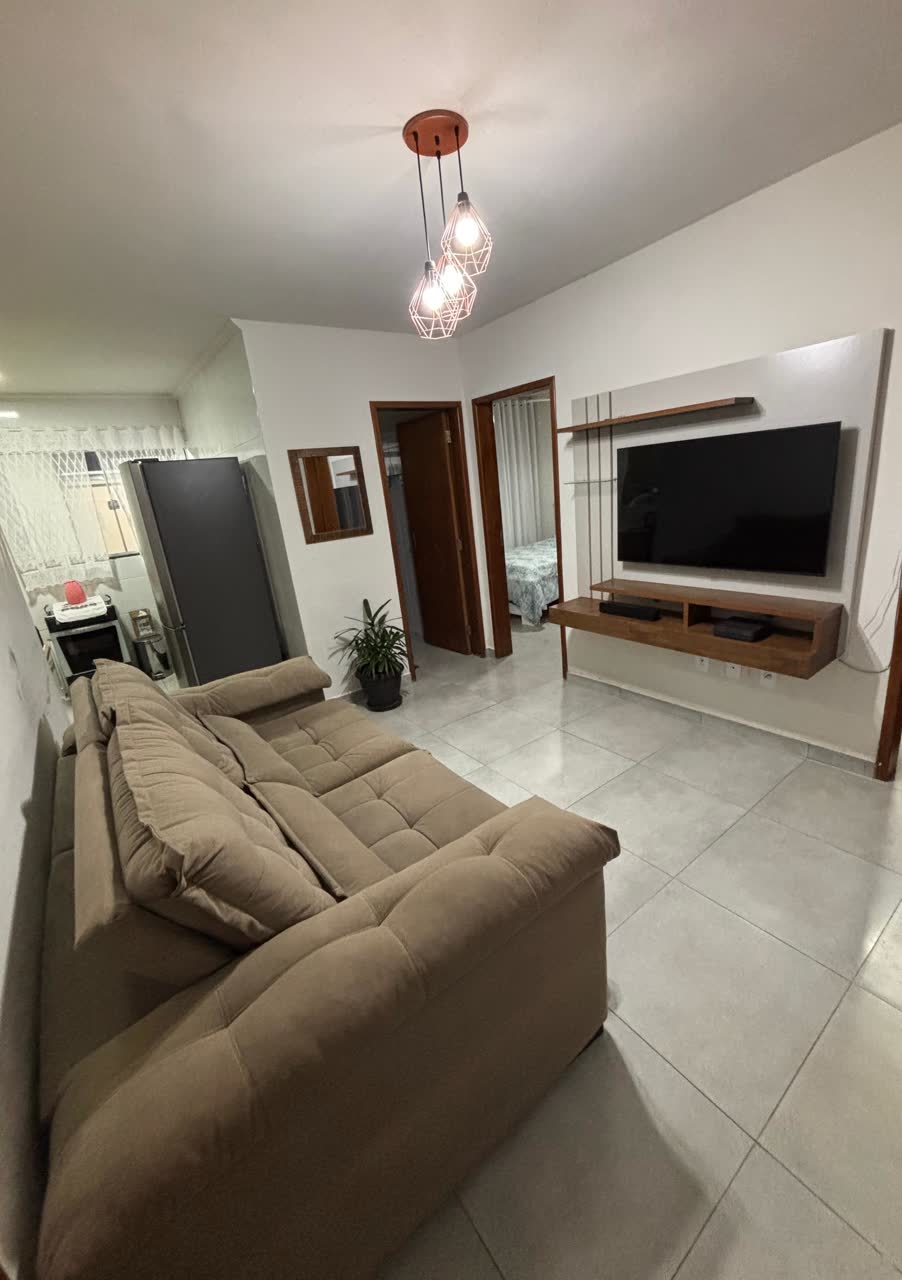 Apartamento térreo à venda no Paraty com quintal, Pouso Alegre