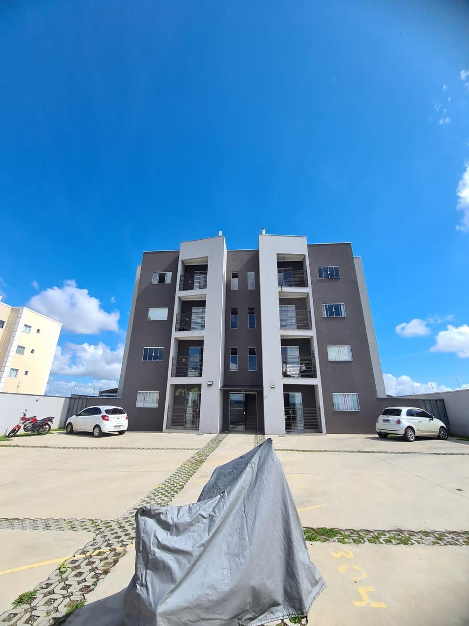 Apartamento com quintal no Santa Branca, Pouso Alegre