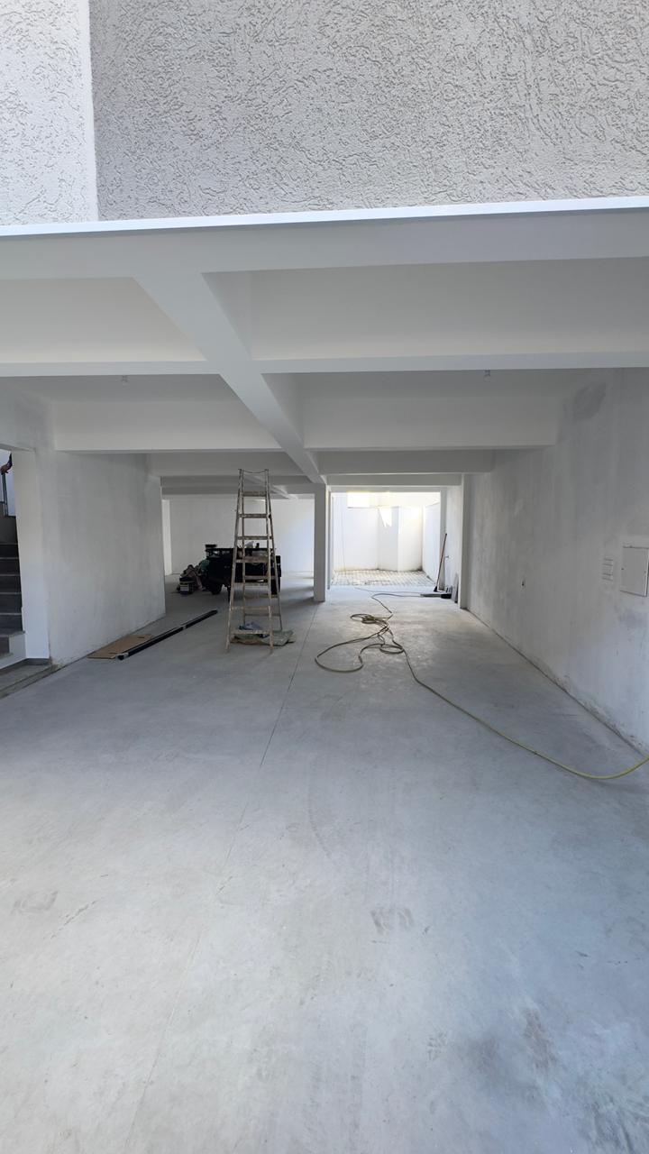 Garagem coberta