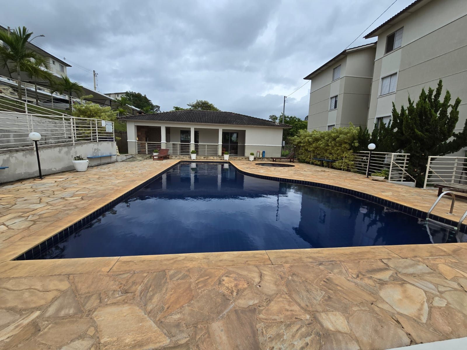 Piscina do condomínio