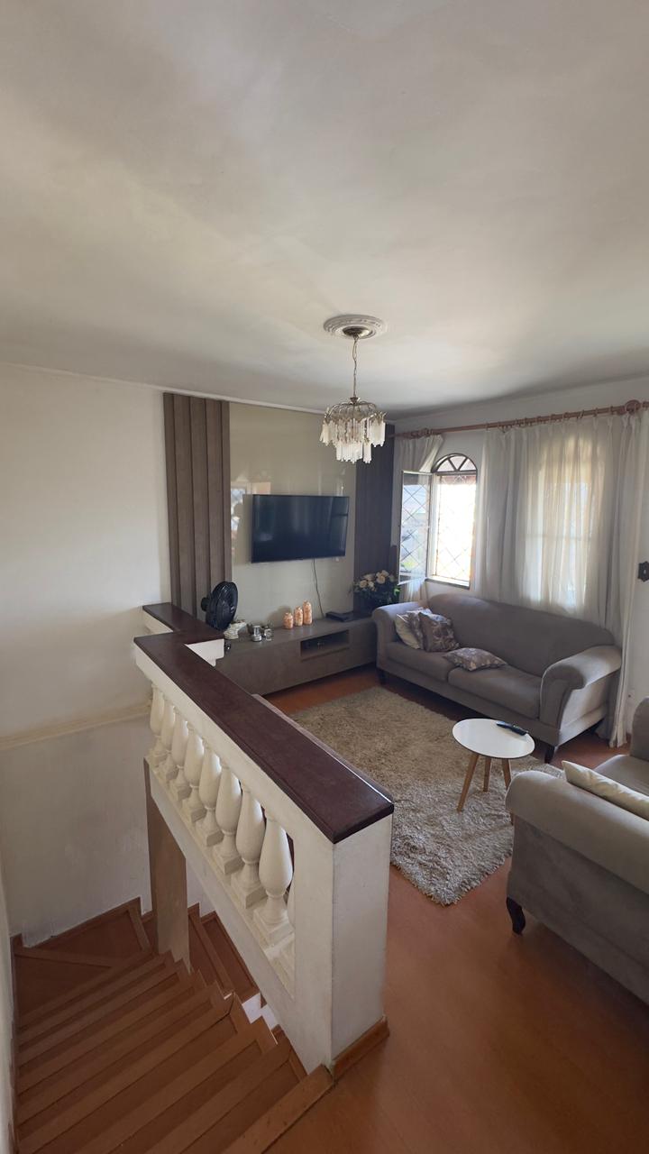 Sala de TV, outro ângulo