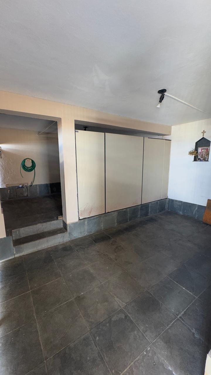 Garagem coberta