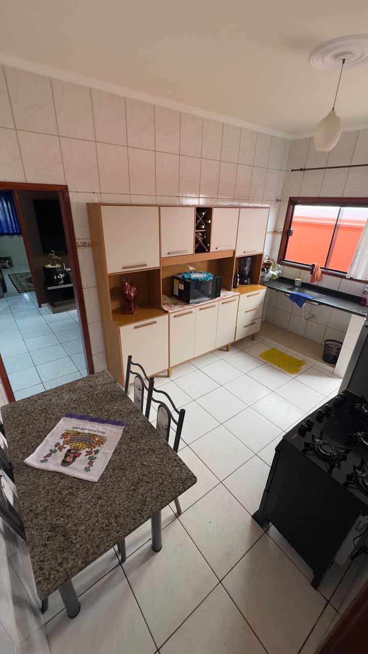 Casa à venda no Foch II, Pouso Alegre