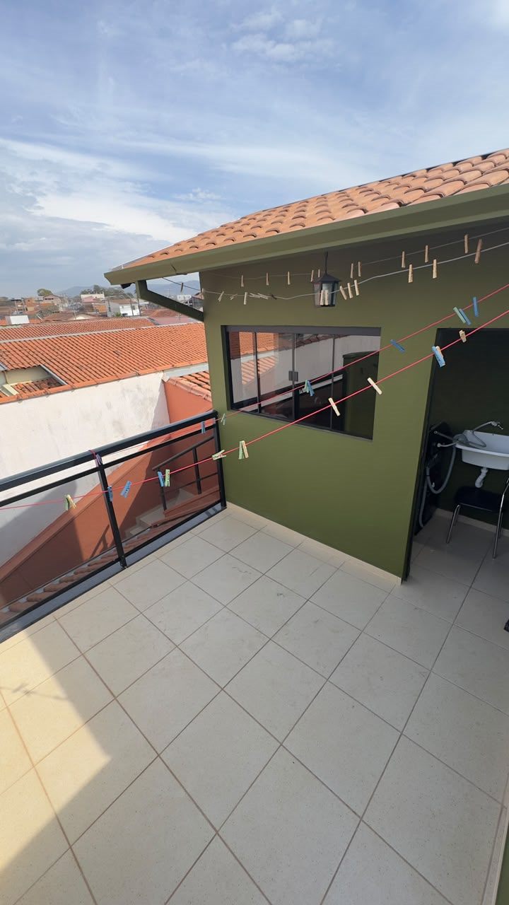 Terraço com vista para o bairro
