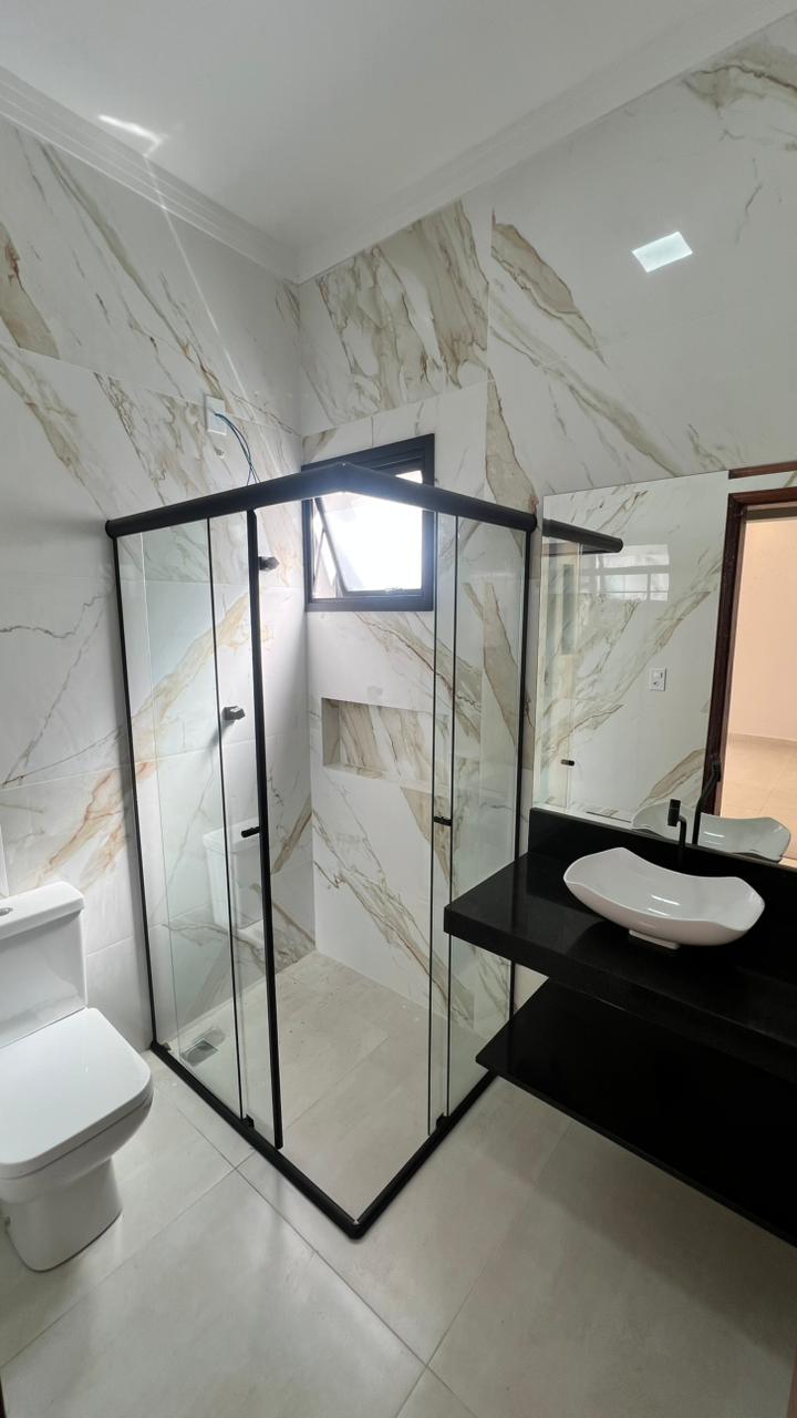 Banheiro planejado com box