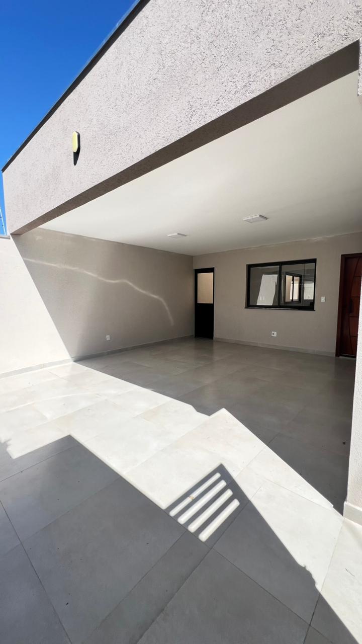 Garagem coberta para 2 carros