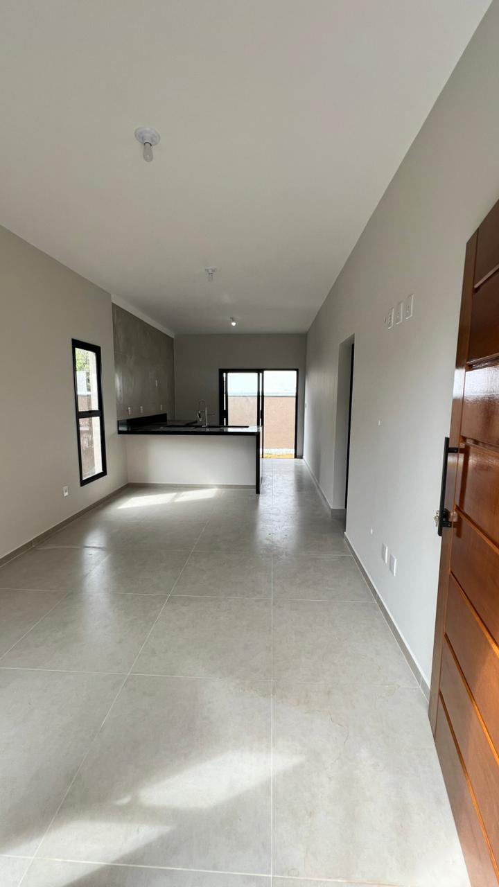 Casa nova à venda no Parque Real com suíte e closet, Pouso Alegre