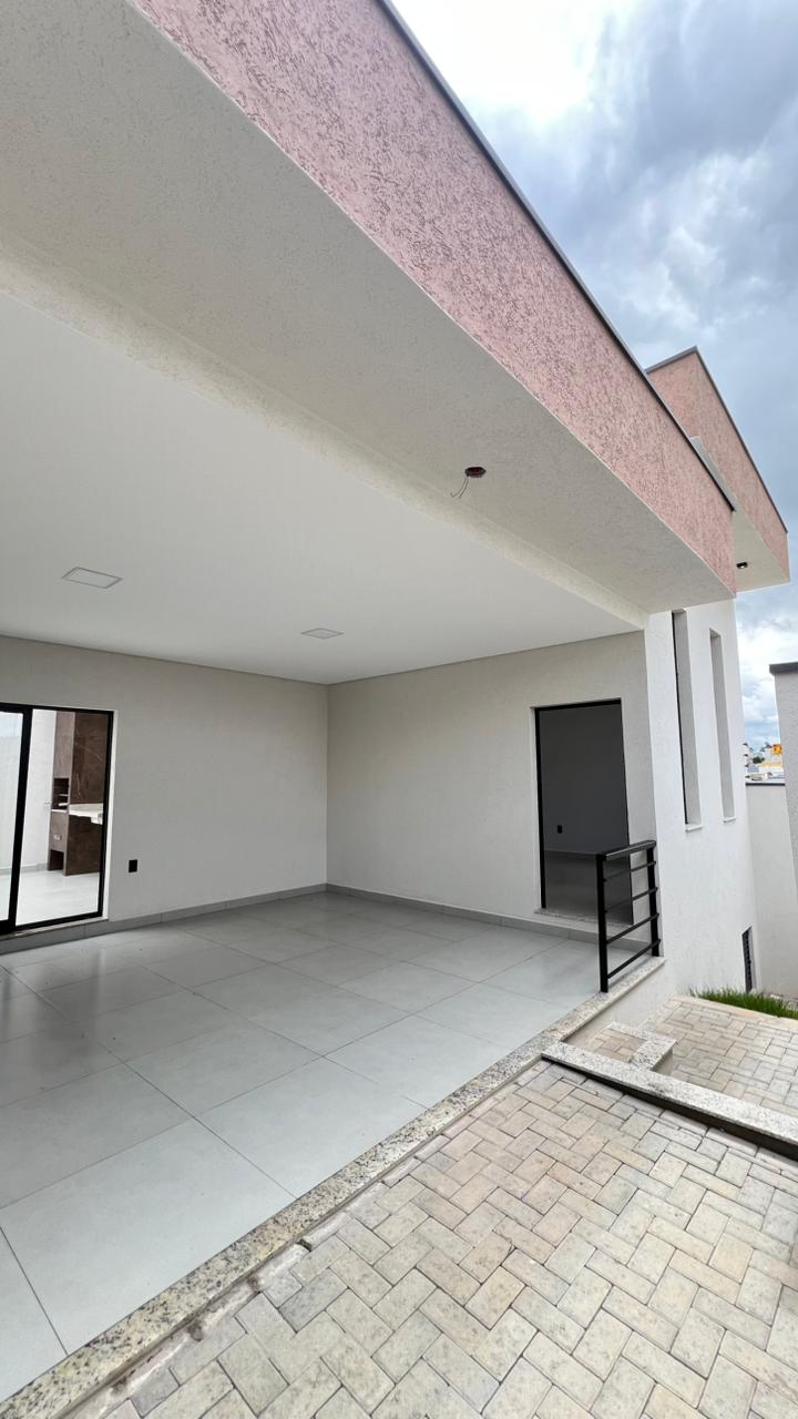 Garagem coberta para 2 carros