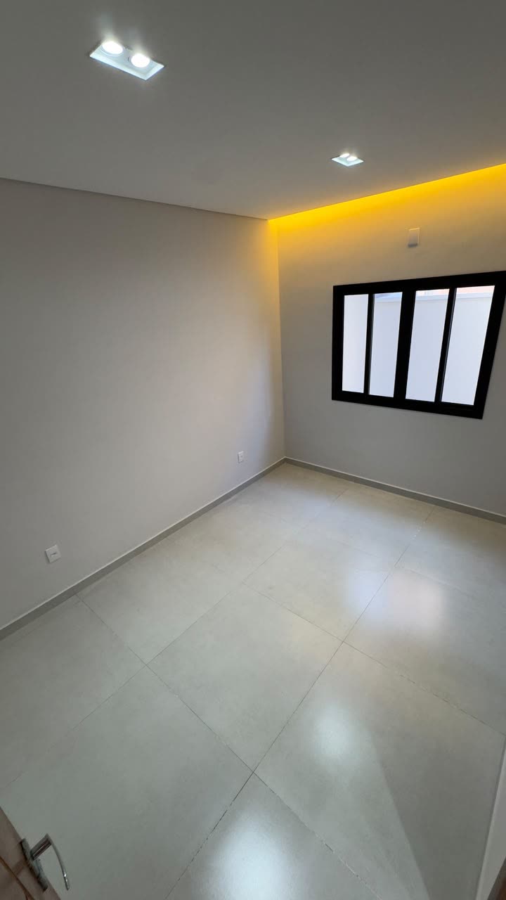 Suíte com sanca em LED