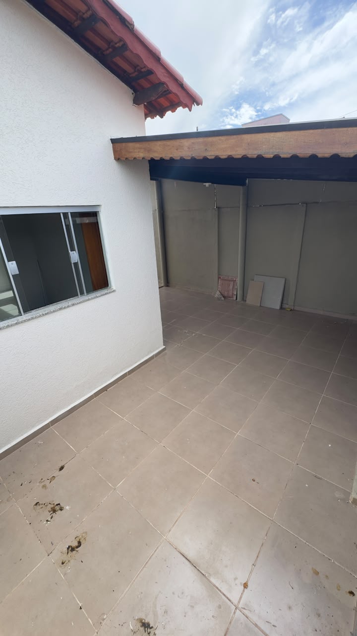 Quintal nos fundos