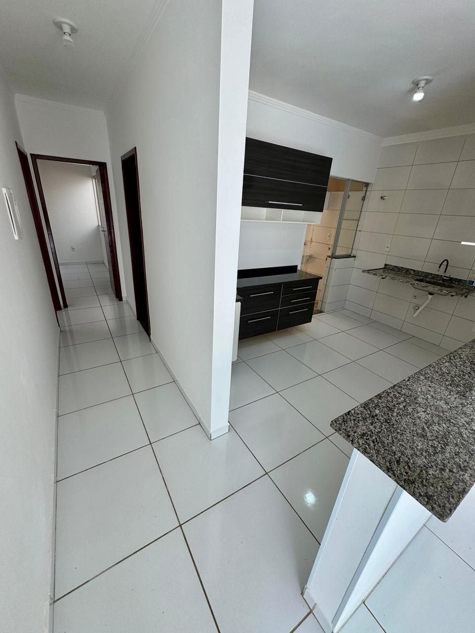 Cozinha e corredor