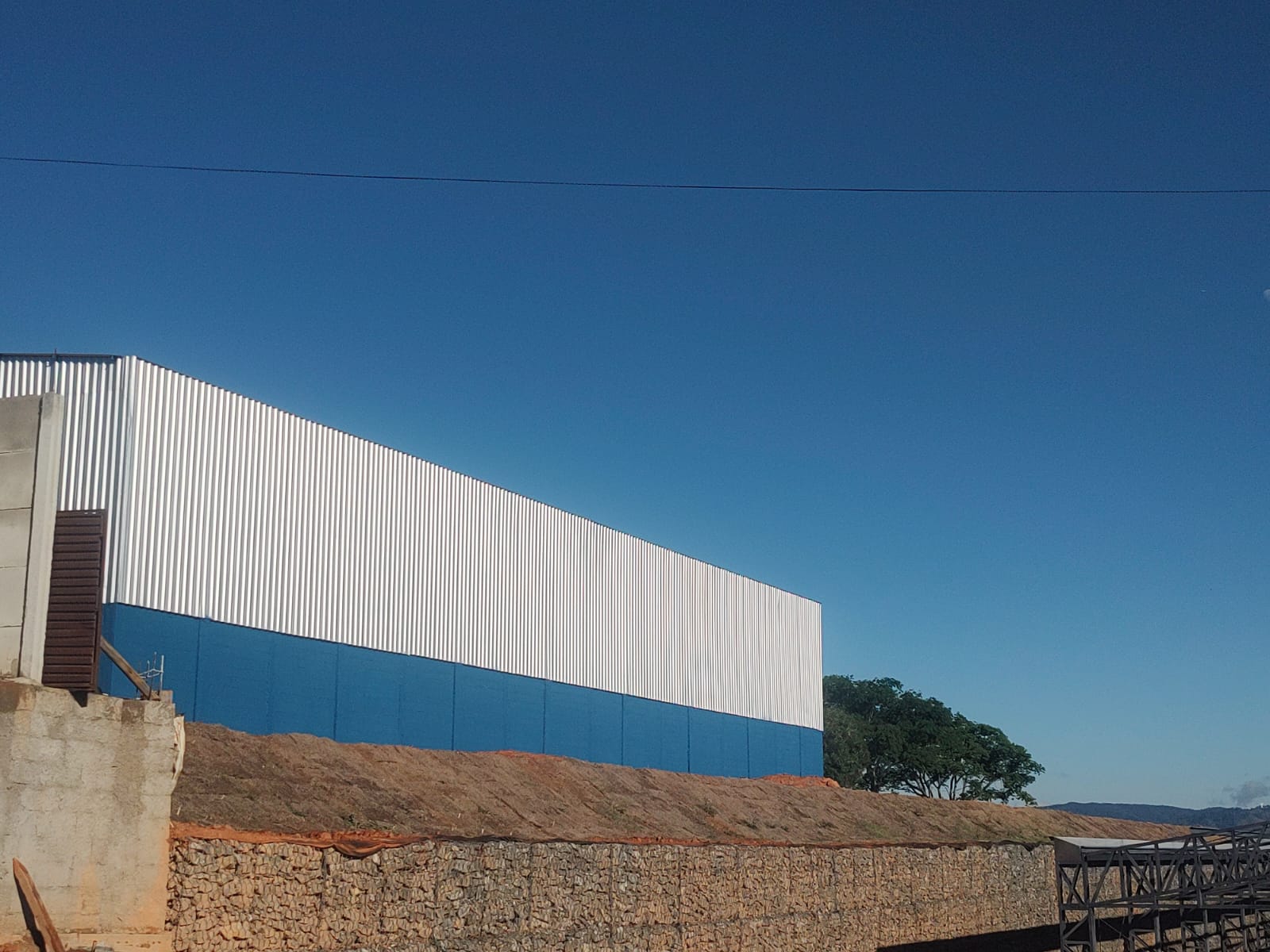 Galpão, outro ângulo