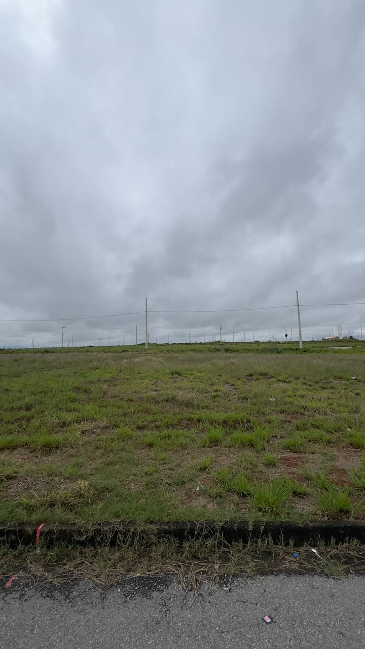 Terreno à venda na Colina do Rei, Pouso Alegre