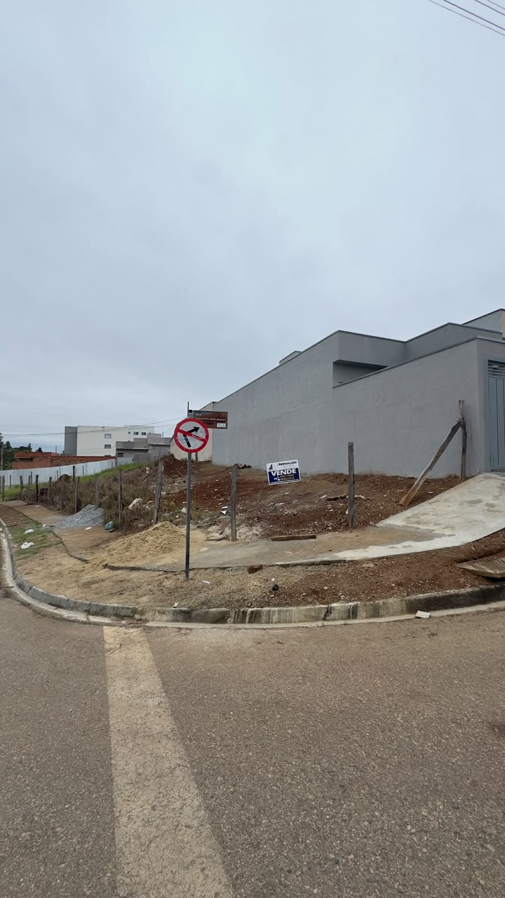 Terreno de esquina à venda no Parque Real, Pouso Alegre