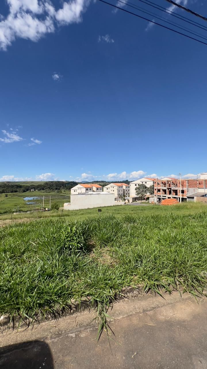 Terreno de 250 m² no Santo Expedito II, Pouso Alegre