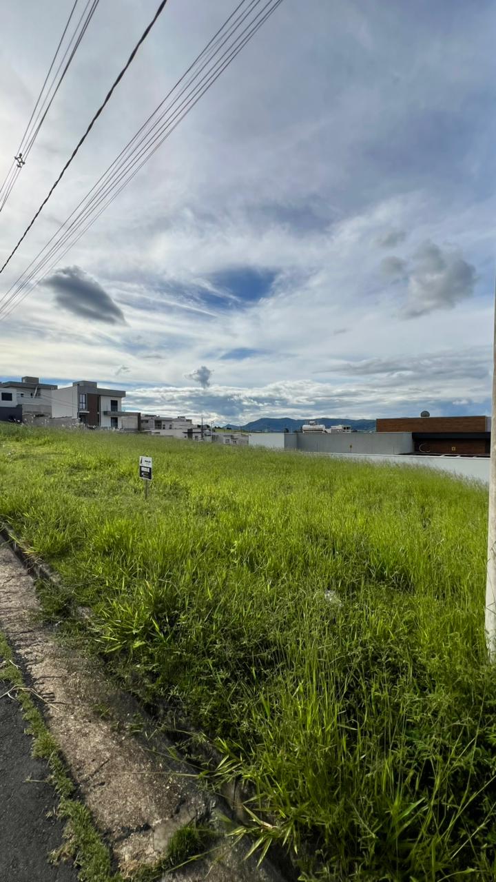 Terreno em outro ângulo